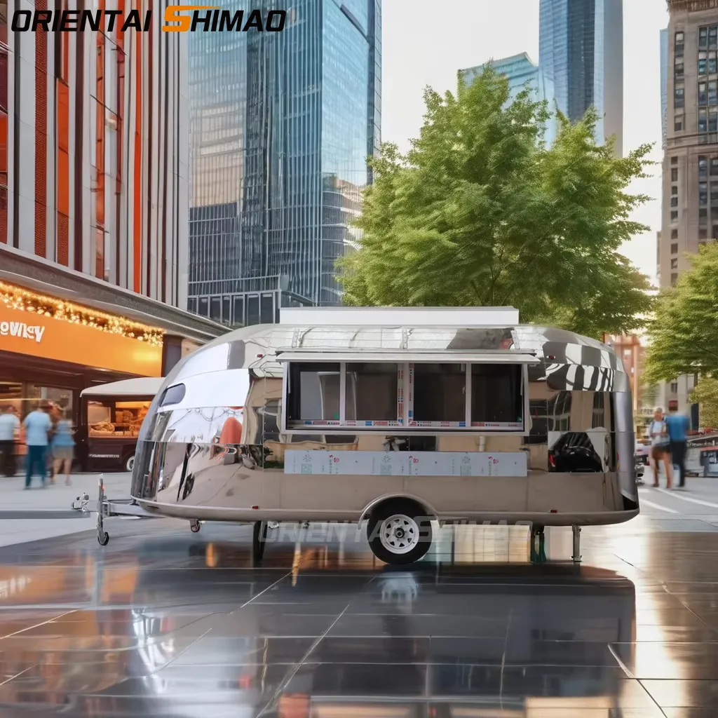 Mobil gıda kamyonlarının göz alıcı varlığı